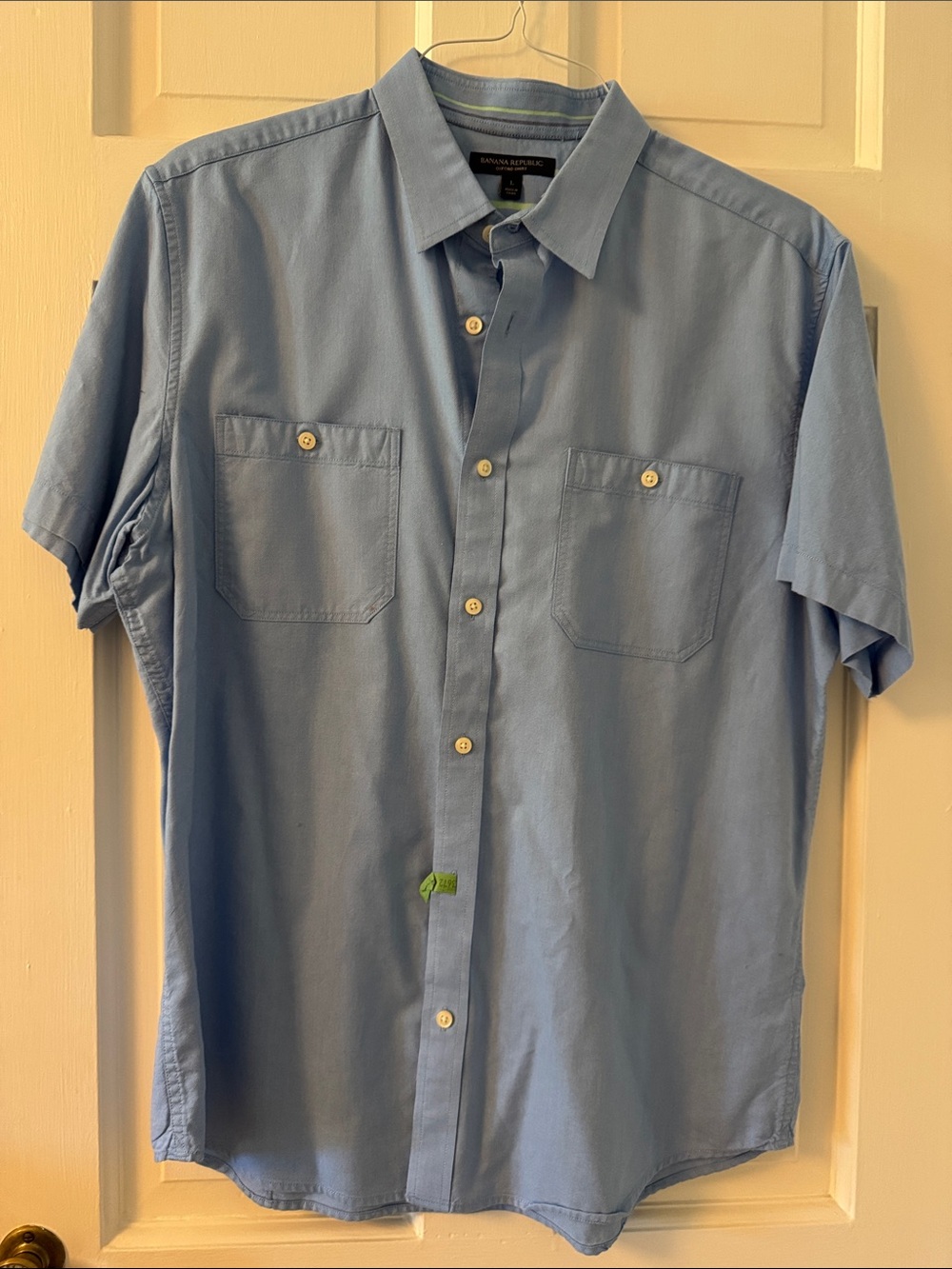 Banana Republic Light Blue Short Sleeve Button-Down Shirt